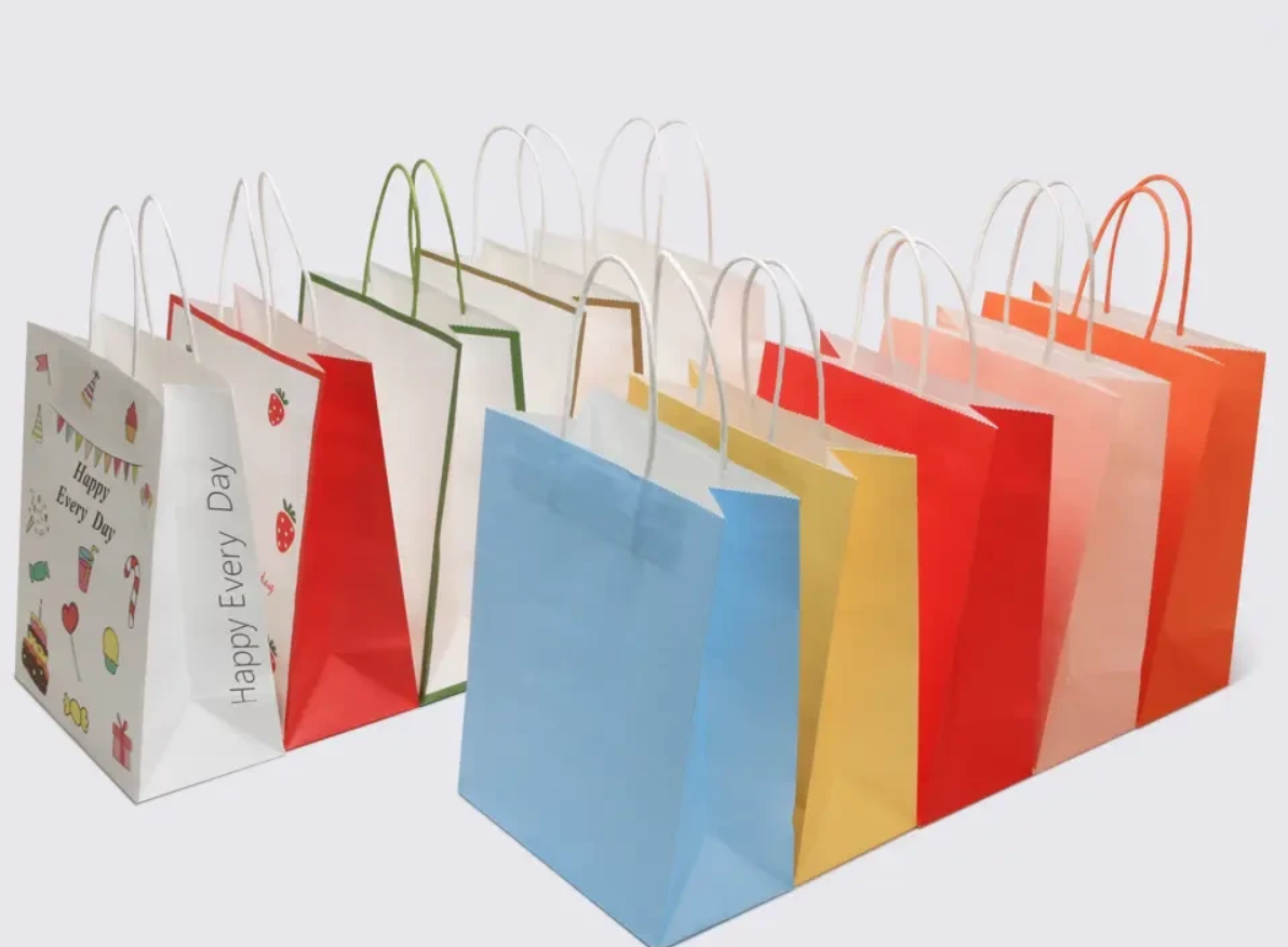 Wholesale White Kraft Paper: Meeting the Surge in Demand for Eco-Friendly Shopping Bags